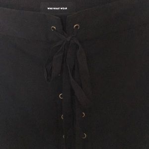 Cute Midi Black Skirt with Faux Tie Front Sz 10